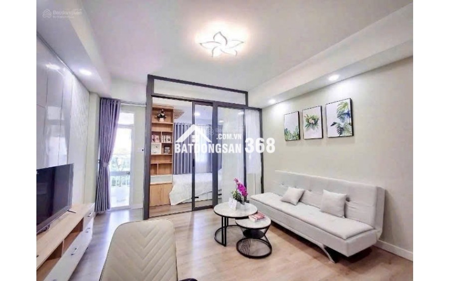 Căn hộ view hồ bơi gần làng đại học, khu công nghiệp
