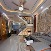 HÀNG HIẾM NHÀ ĐẸP 3 TẦNG CHỈ 5.X TỶ