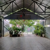 BÁN LÔ ĐẤT THUẬN LỢI KINH DOANH, GẦN TRƯỜNG, GẦN TRUNG TÂM, GẦN CHỢ