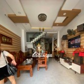 Lê Thị Riêng -  7.89 tỷ