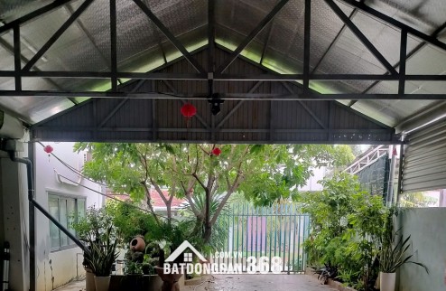 BÁN LÔ ĐẤT THUẬN LỢI KINH DOANH, GẦN TRƯỜNG, GẦN TRUNG TÂM, GẦN CHỢ