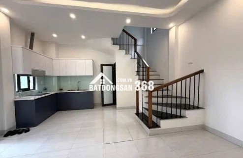  CHO THUÊ NHÀ NGUYÊN CĂN TẠI Ô CÁCH – 30M² x 5 TẦNG – 3PN  