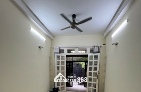 cần bán Nhà 1 trệt 2 lầu Nguyễn Oanh Quang Trung 55m2
