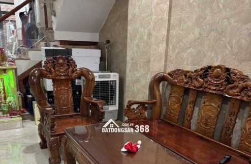 NHÀ 3 TẦNG - NGANG 4.3M - HẺM XE HƠI LÝ THUYẾT