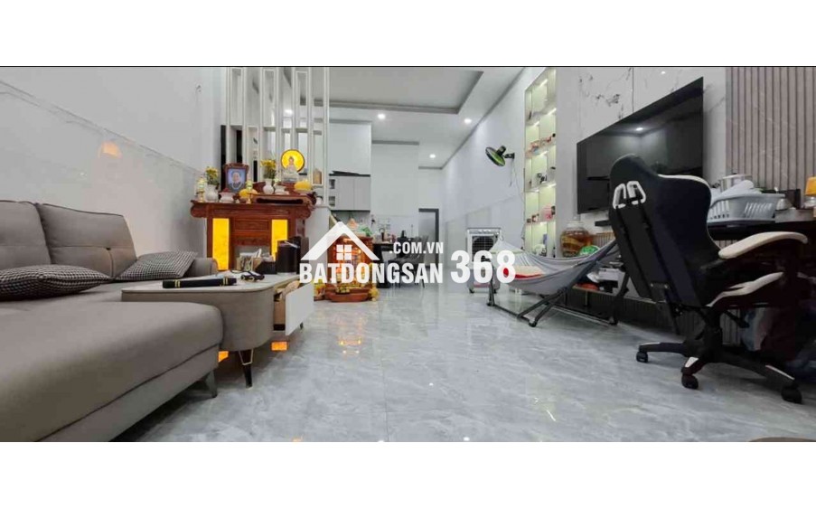 NHÀ ĐẸP DỌN VÀO Ở NGAY – NỘI THẤT CAO CẤP, CHỈ XÁCH VALI VỀ!