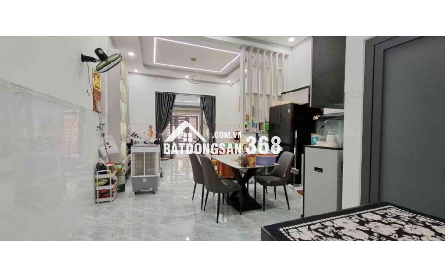 NHÀ ĐẸP DỌN VÀO Ở NGAY – NỘI THẤT CAO CẤP, CHỈ XÁCH VALI VỀ!