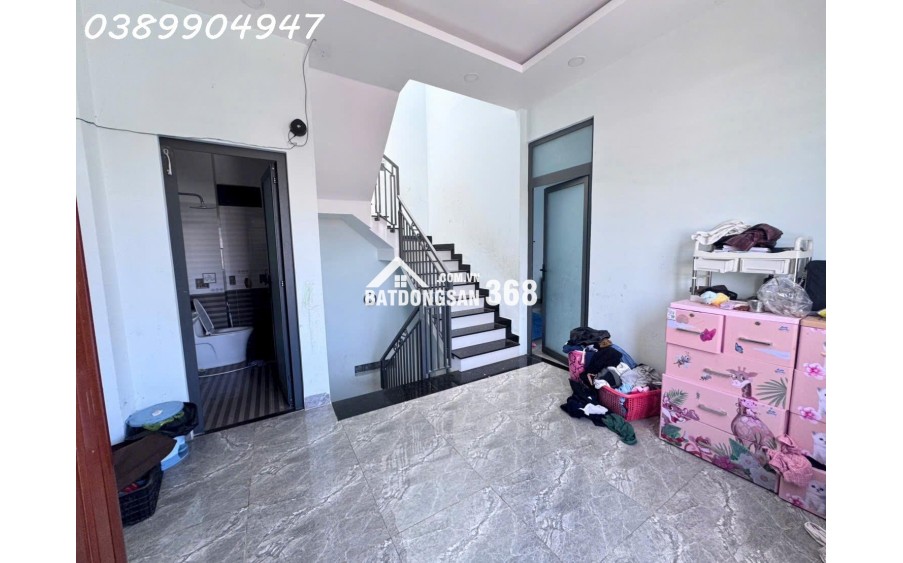 BÁN GẤP NHÀ LÔ GÓC 3 TẦNG 1 TUM MẶT TIỀN KINH DOANH SÁT ĐƯỜNG PHÙNG THẾ TÀI NHA TRANG – DIỆN TÍCH 86M² ĐÃ HOÀN CÔNG – ĐANG CÓ DÒNG TIỀN 12 TRIỆU GIÁ