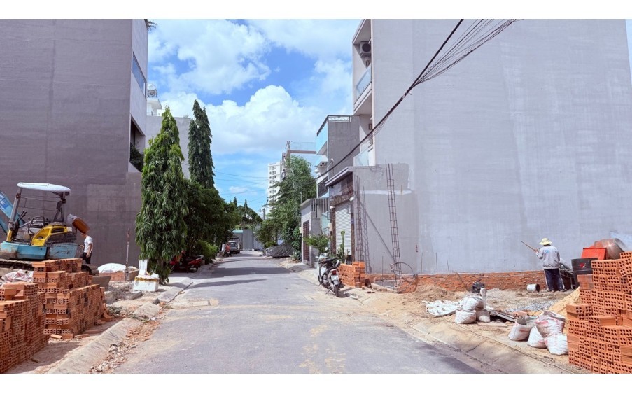 Bình ,Quận Thủ Đức ,Hồ Chí Minh Bán nhà tam bình,Tp Thủ Đức. 3PN-3WC vị trí hẻm ôtô,QL13 gần Trường học
