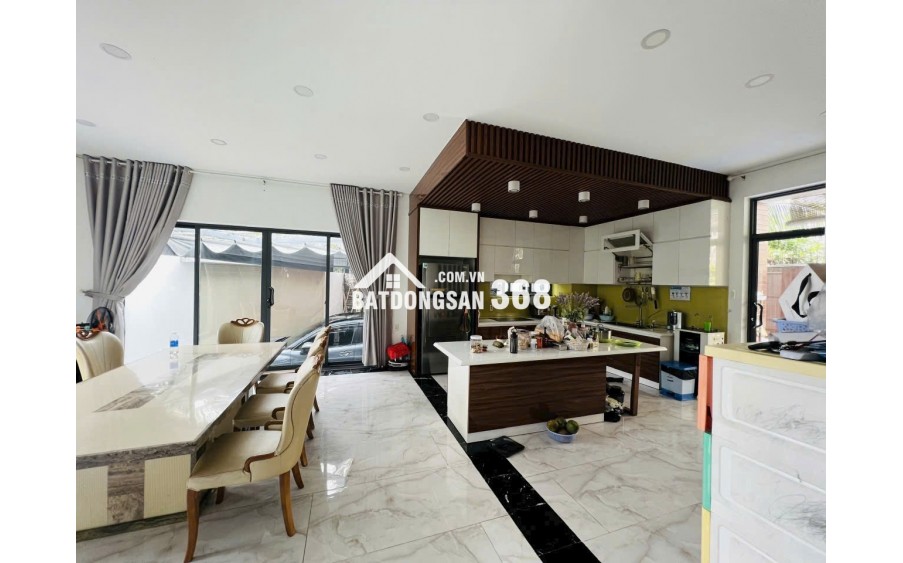  Cần Bán Biệt Thự 490m² Gần KDL Bến Xưa | 1 Hầm 3 Lầu | Vị Trí Đẹp
