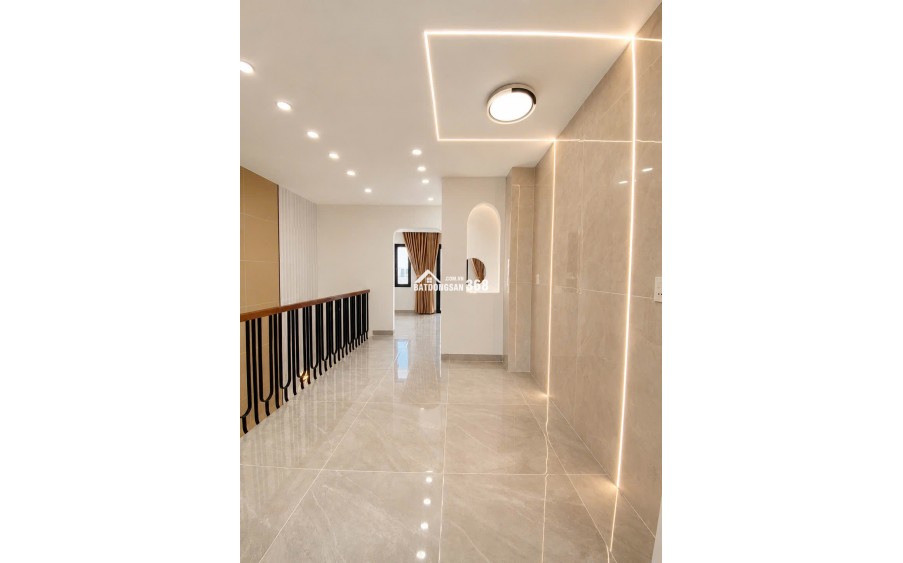 NHÀ ĐẸP BÌNH TÂN 5 TẦNG ĐẸP - HẺM XE TẢI - FULL NỘI THẤT