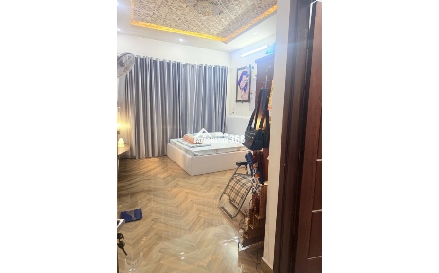 Bán nhà hẻm ba nở hậu, đường Tây Sơn quận Tân Phú giá chỉ nhỉnh 6 tỷ