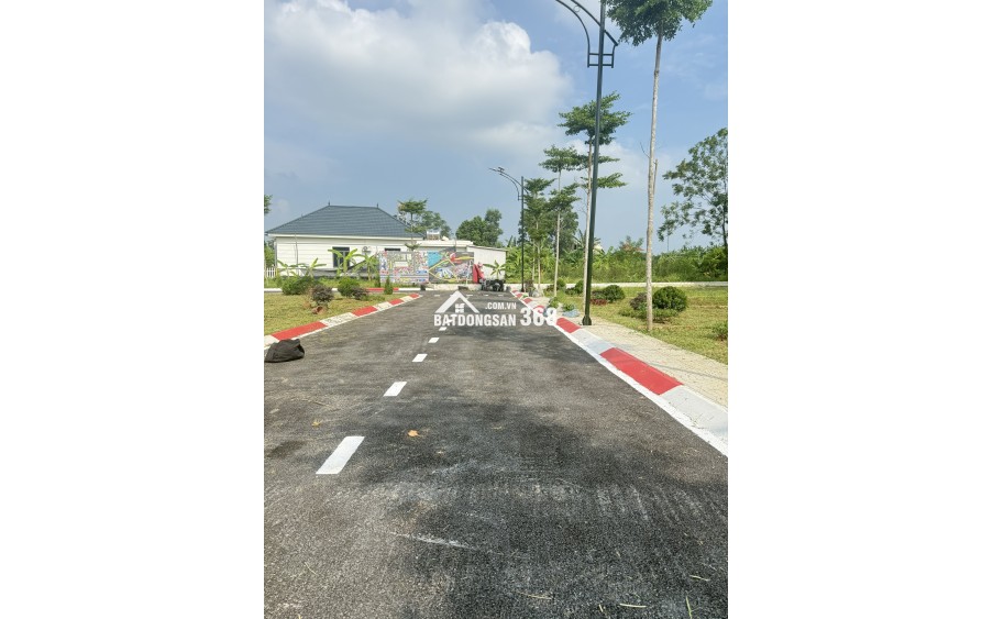 Bố cháu cần bán gấp lô đất để trả lãi ngân hàng tại xã Cổ Đông cũ