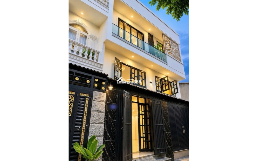  SIÊU PHẨM NHÀ PHỐ 3 TẦNG MỚI ĐẸP – HẺM XE HƠI – NGANG 8M CỰC HIẾM
