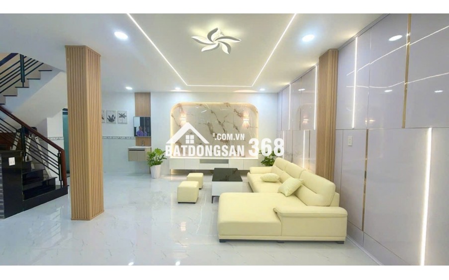  SIÊU PHẨM NHÀ PHỐ 3 TẦNG MỚI ĐẸP – HẺM XE HƠI – NGANG 8M CỰC HIẾM