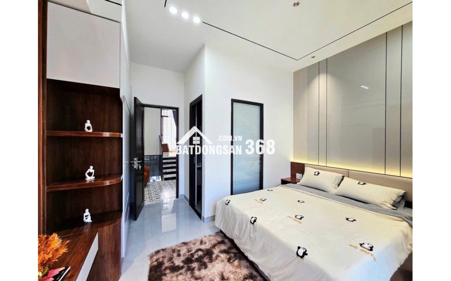 NHÀ MỚI 100% – Ô TÔ NGỦ TRONG NHÀ