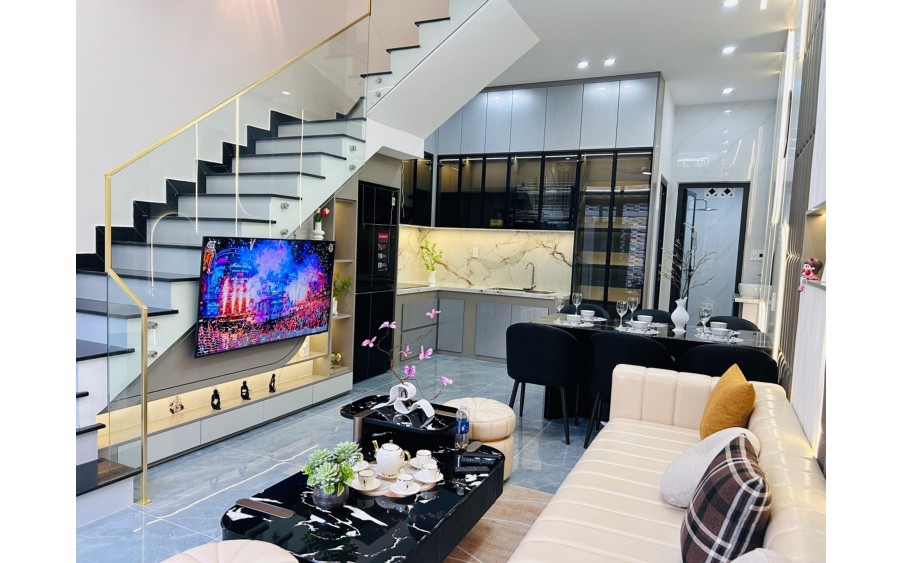 5.8 tỉ có nhà 3 tầng đà nẵng