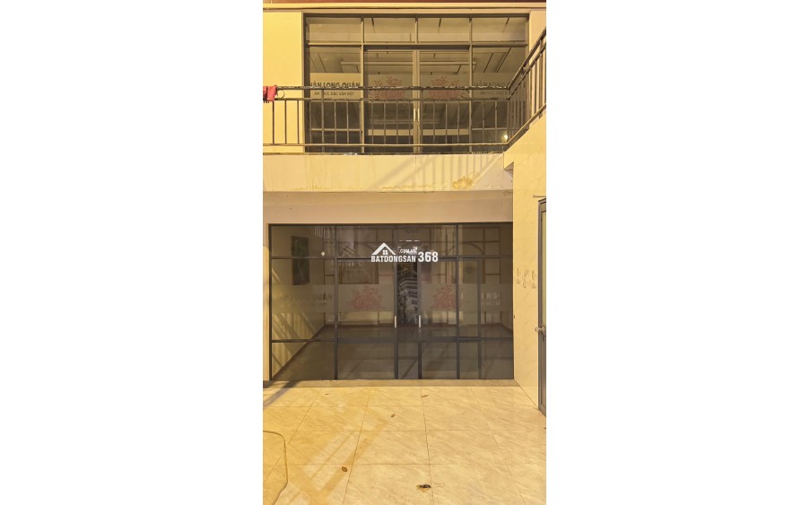 CHO THUÊ MẶT BẰNG ĐƯỜNG KÍNH DƯƠNG VƯƠNG 460m2  LÀM VĂN PHÒNG, GARAGE OTO,...