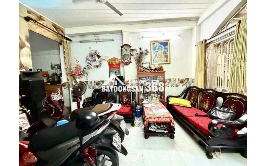 Bán nhà hẻm 2m gần chợ Bà Chiểu 1 trệt 1 gác lửng thuận tiện xây mới