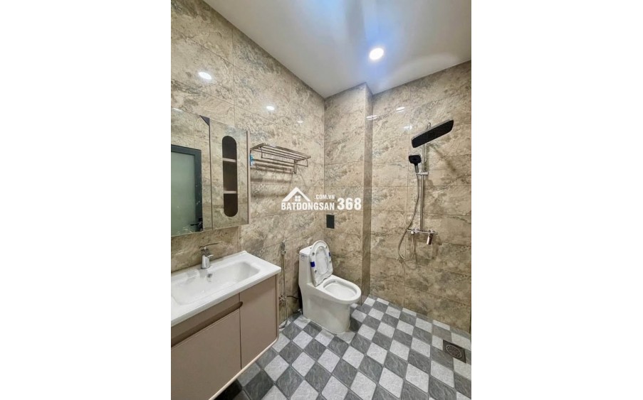 Nhà Chính Chủ Hồ Văn Cống 120m², Sân Trước Ô Tô, Sân Sau 10m, Giá Chỉ 2Tỷ1