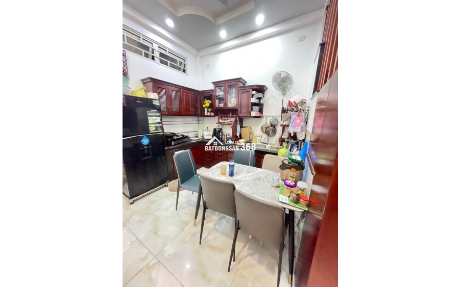 NHÀ 3 TẦNG Q.8 – HẺM XE HƠI TỚI CỬA KHU AN NINH HÀNG XÓM VĂN MINH