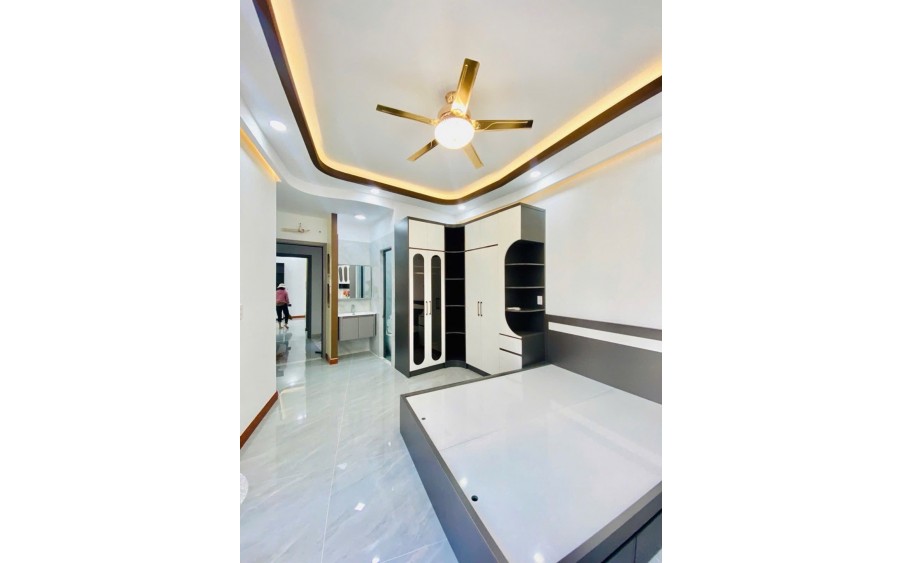 BÁN NHÀ TRUNG TÂM QUẬN 10 - 41M2 - 5 TẦNG BTCT - KẾ MẶT TIỀN - THIẾT KẾ HIỆN ĐẠI, NỘI THẤT CAO CẤP - HẺM XE HƠI - 9.9 TỶ.