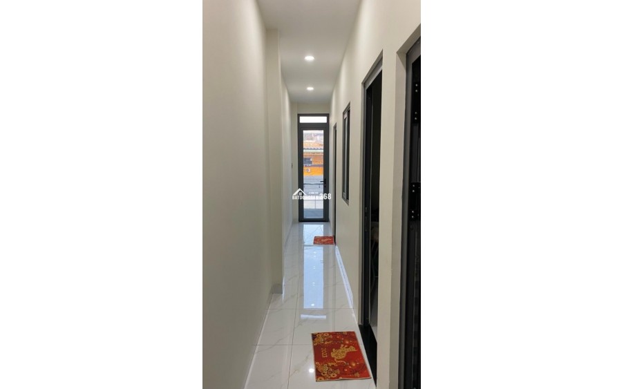 Nhà 3 tầng 54m2, 3PN, 3WC, hẻm 4m sát mặt tiền Phạm Văn Chiêu. Liên hệ ngay