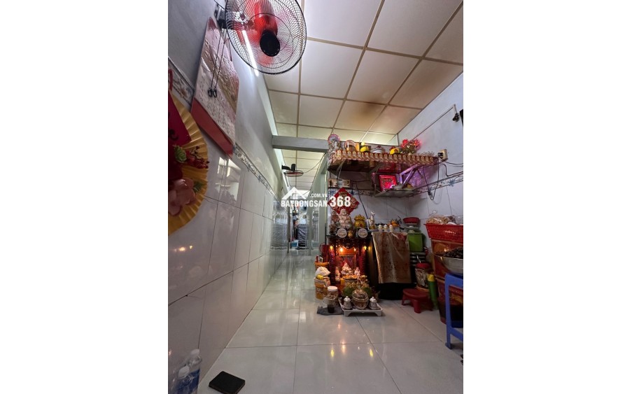 QUẬN 8 - gần cầu Chánh Hưng, gần cầu chà và , thuận tiện di chuyển sang các quận.