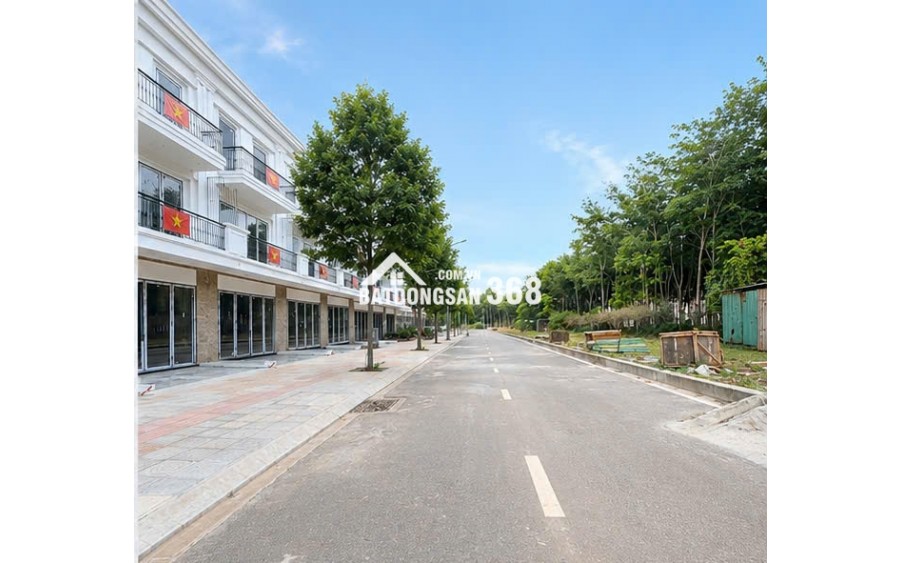 bán nhà mặt tiền đường 32m khu đô thị Ân Phú