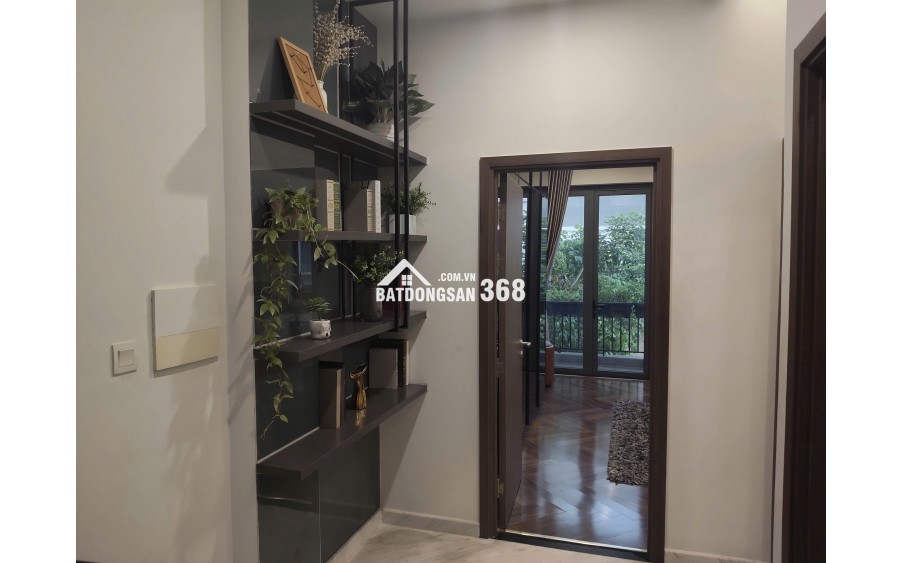 Nhà 1 trệt 2 lầu mới xây, gần ngã tư Miếu Ông Cù, Thuận An