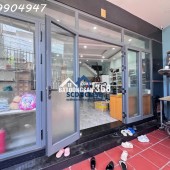 BÁN GẤP NHÀ LÔ GÓC 3 TẦNG 1 TUM MẶT TIỀN KINH DOANH SÁT ĐƯỜNG PHÙNG THẾ TÀI NHA TRANG – DIỆN TÍCH 86M² ĐÃ HOÀN CÔNG – ĐANG CÓ DÒNG TIỀN 12 TRIỆU GIÁ