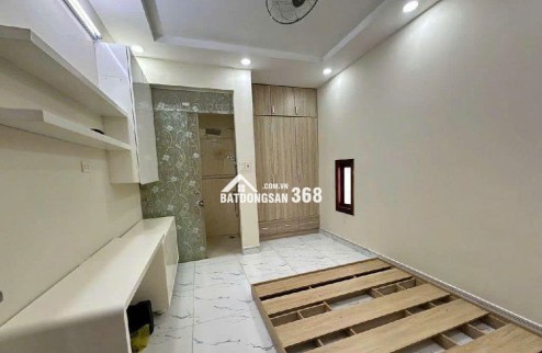 Bán nhà Quận 7 2 lầu đúc - Hẻm ô tô nhỏ Nguyễn Thị Xíu - Giá 3.79 tỷ