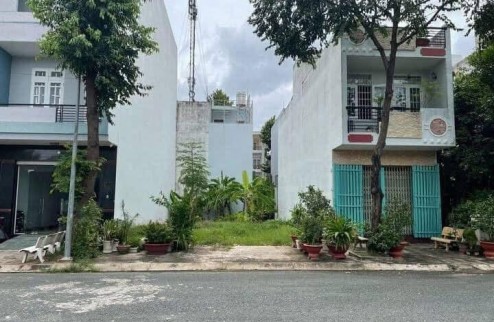 Bán đất nền thổ cư đã có sổ hồng nằm ngay Bx Quận 8