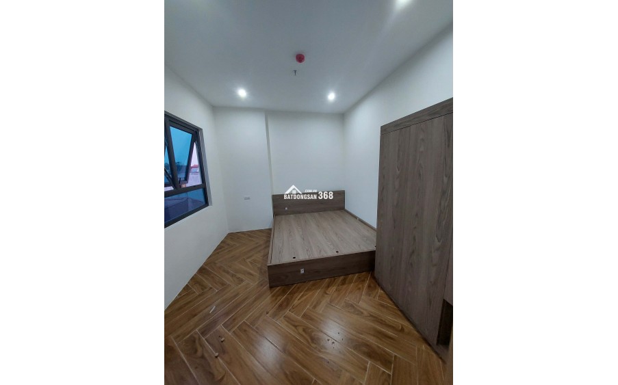 Bán tòa nhà dịch vụ 19 phòng cho thuê đối diện bệnh viện đa khoa thanh trì