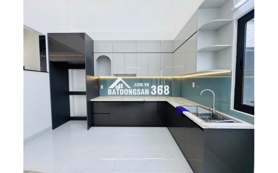 Bán nhà Hà Huy Giáp, Thạnh Lộc, Quận 12, 58m2, hẻm ô tô, 6PN, nhỉnh 6 tỷ