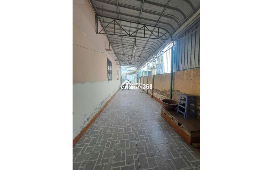 B.ÁN NHÀ GẦN TÔ NGỌC VÂN – DT GẦN 90M² – Ô TÔ QUAY ĐẦU CẠNH NHÀ – SÁT CHỢ MINH PHÁT – 4Đ NHỈNH