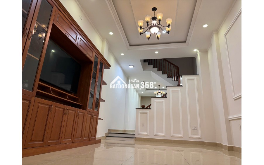  Bán nhà mặt tiền kinh doanh Phường Hiệp Bình  – Ngay sau TTTM Gigamall Thủ Đức –  84m2  4 tầng, Sân đậu xe hơi 7 chỗ