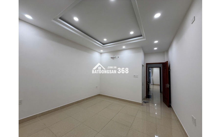  Bán nhà mặt tiền kinh doanh Phường Hiệp Bình  – Ngay sau TTTM Gigamall Thủ Đức –  84m2  4 tầng, Sân đậu xe hơi 7 chỗ