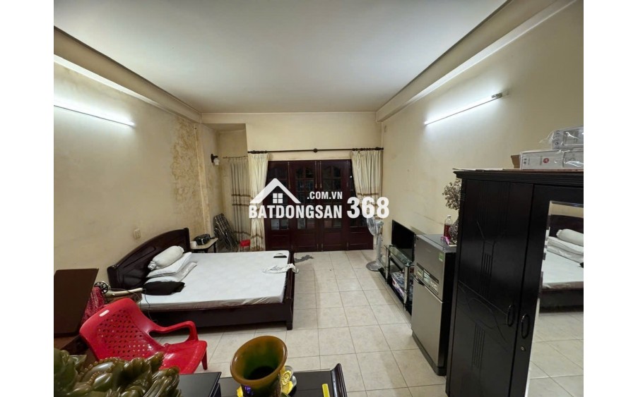 Bán nhà Lạc Long Quân hẻm xe hơi, 60m2, 4 tầng BTCT, giá 8,9tỷ