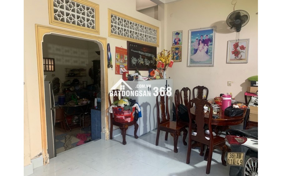 NHÀ ĐẸP – NGANG KHỦNG 9.2M – NỞ HẬU – Ở NGAY – TRUNG TÂM DĨ AN