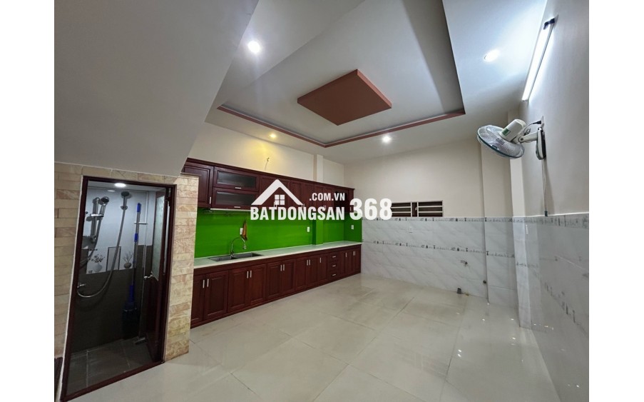 Cần bán gấp nhà mặt phố tại khu vực Nguyễn Công Hoan