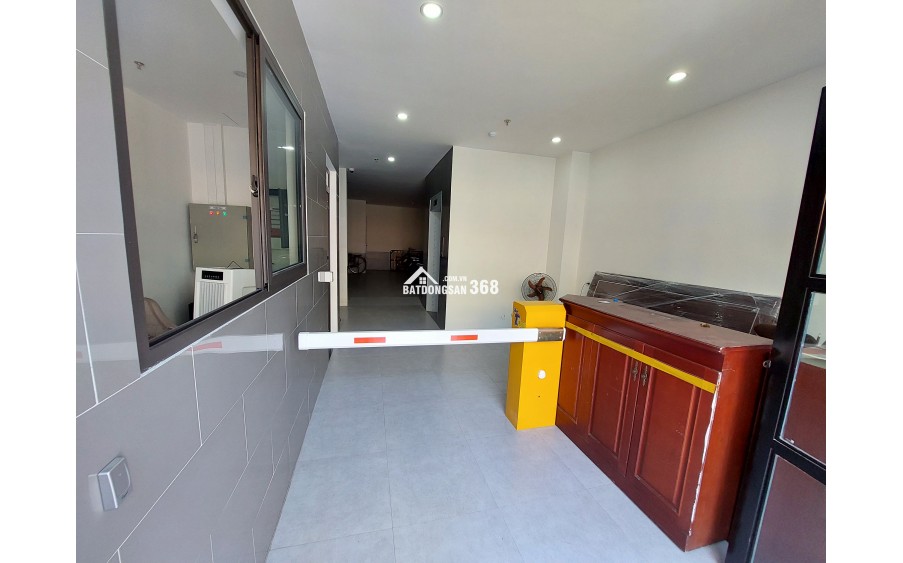 Bán tòa nhà dịch vụ 19 phòng cho thuê đối diện bệnh viện đa khoa thanh trì