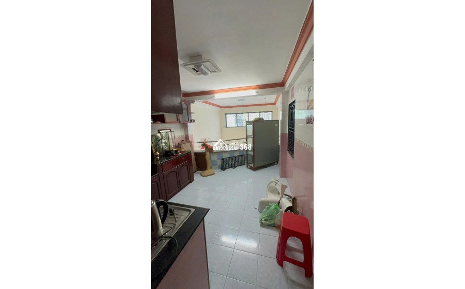 Cho thuê nhà 62/1 Xóm Đất P8 Q11 hẻm 3m, Đúc 3.5 tấm