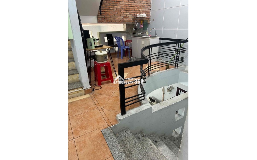Pass gấp phòng sân bay, full nội thất, mát mẻ, yên tĩnh