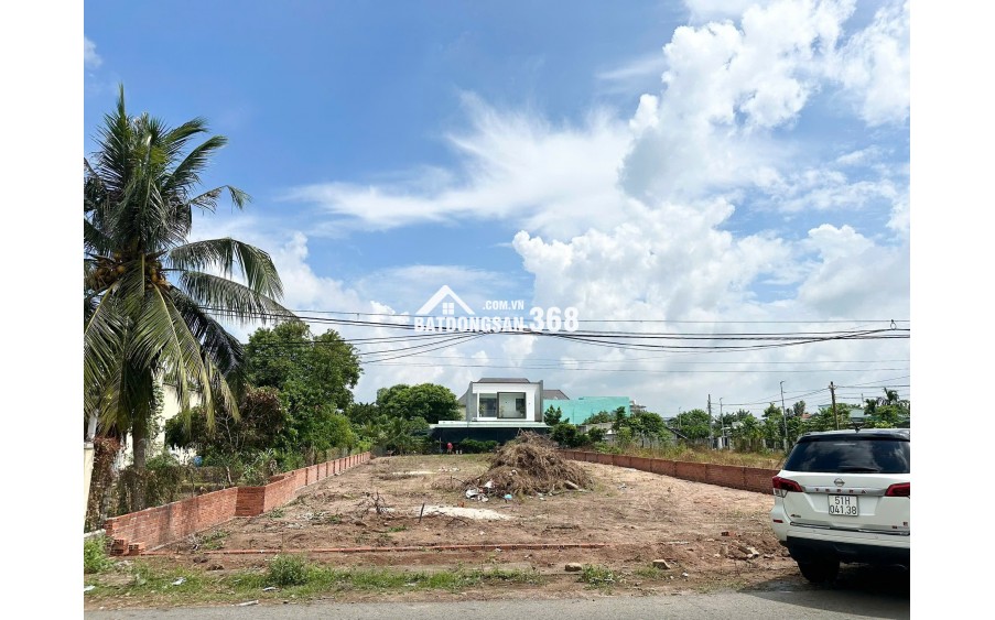 Chuyển nhượng và Bán  2 lô liền kề Mặt tiền khu trung tâm hiện hữu, mặt tiền đường Phan Đăng Lưu Phường Long Điền (2027) Bà rịa-Vũng tàu