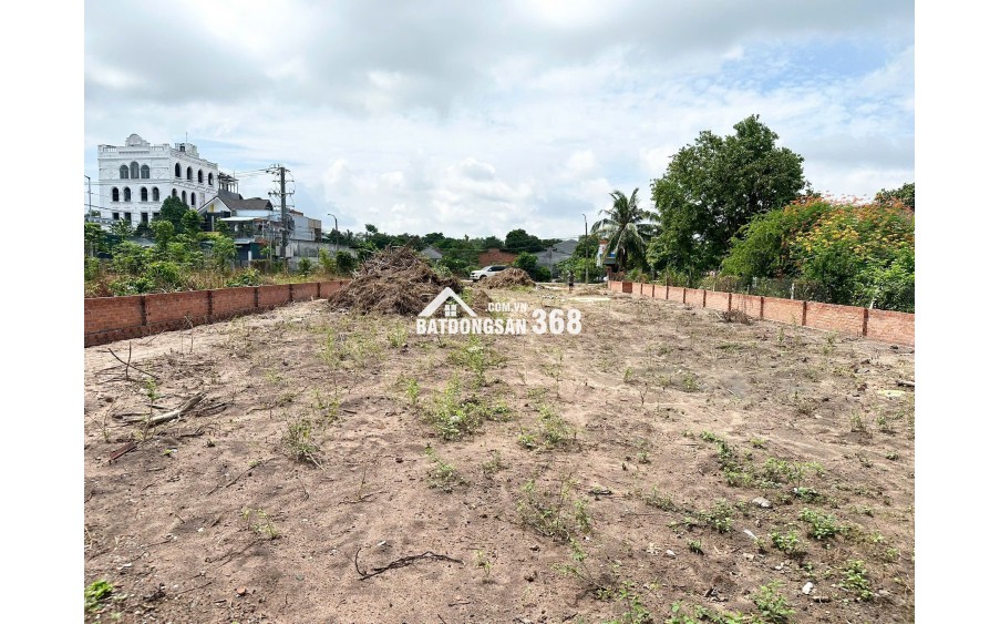 Chuyển nhượng và Bán  2 lô liền kề Mặt tiền khu trung tâm hiện hữu, mặt tiền đường Phan Đăng Lưu Phường Long Điền (2027) Bà rịa-Vũng tàu