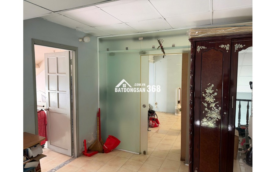Bán căn góc căn hộ 120m2 tầng cao 3PN 2WC Quận 8