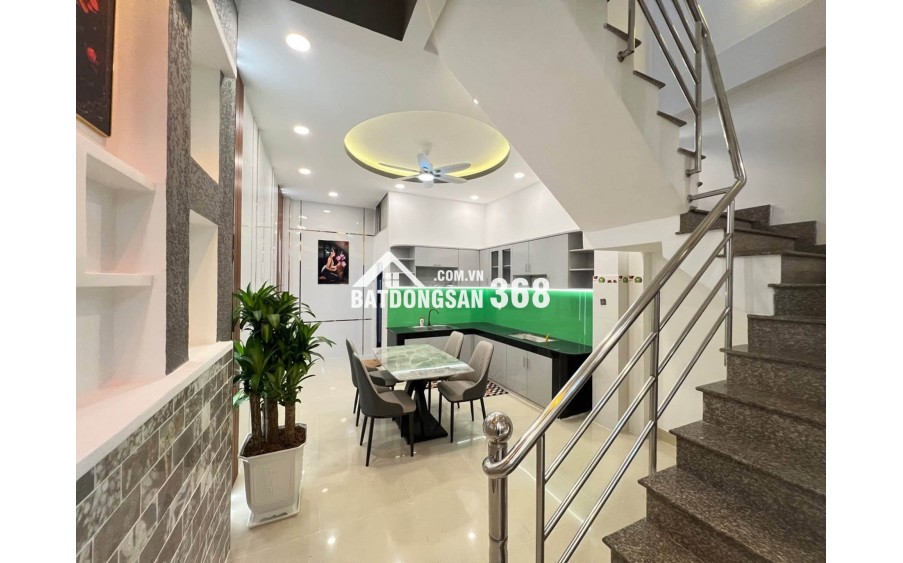 BÁN NHÀ MỚI – ĐÓN VẬN MAY – 3 TẦNG KHANG TRANG TẠ QUANG BỬU  Q8