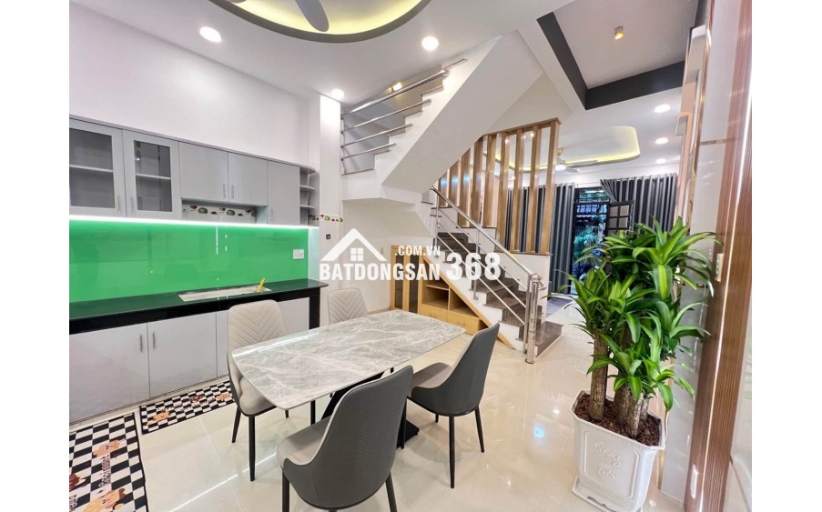 BÁN NHÀ MỚI – ĐÓN VẬN MAY – 3 TẦNG KHANG TRANG TẠ QUANG BỬU  Q8