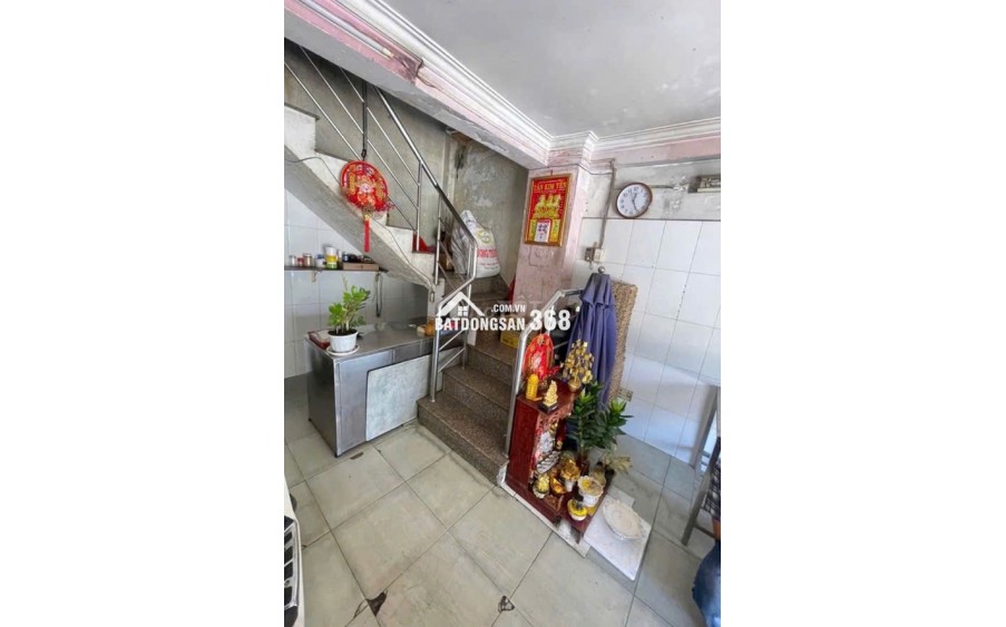 Bán nhà mặt tiền Trường Chinh ngay cầu Tham Lương Q12