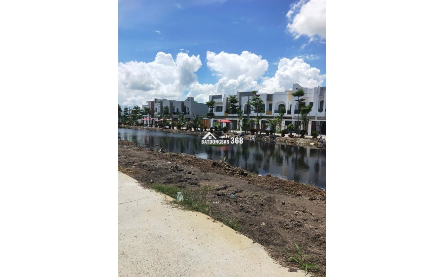 Bán đất nền thổ cư giá rẻ Nguyễn Hữu Trí Bình Chánh ngang 5m dài 20m